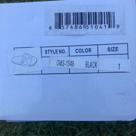 Sandals - Picture 3 of 3